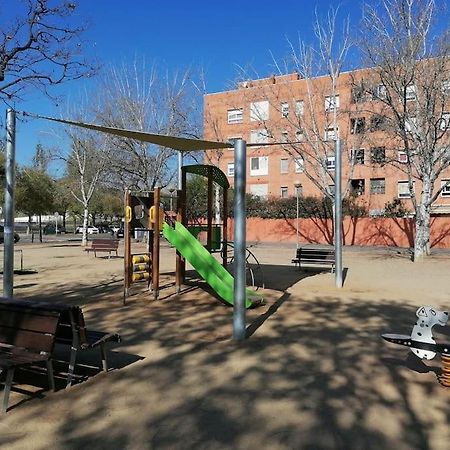 Piso Pl 2B, 20Min Plaza Cataluna Sant Adria de Besos Exterior foto